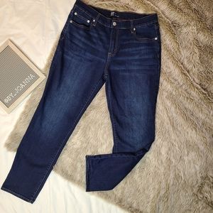 *GAP* Girlfriend Midrise Loose Fit Dark Wash